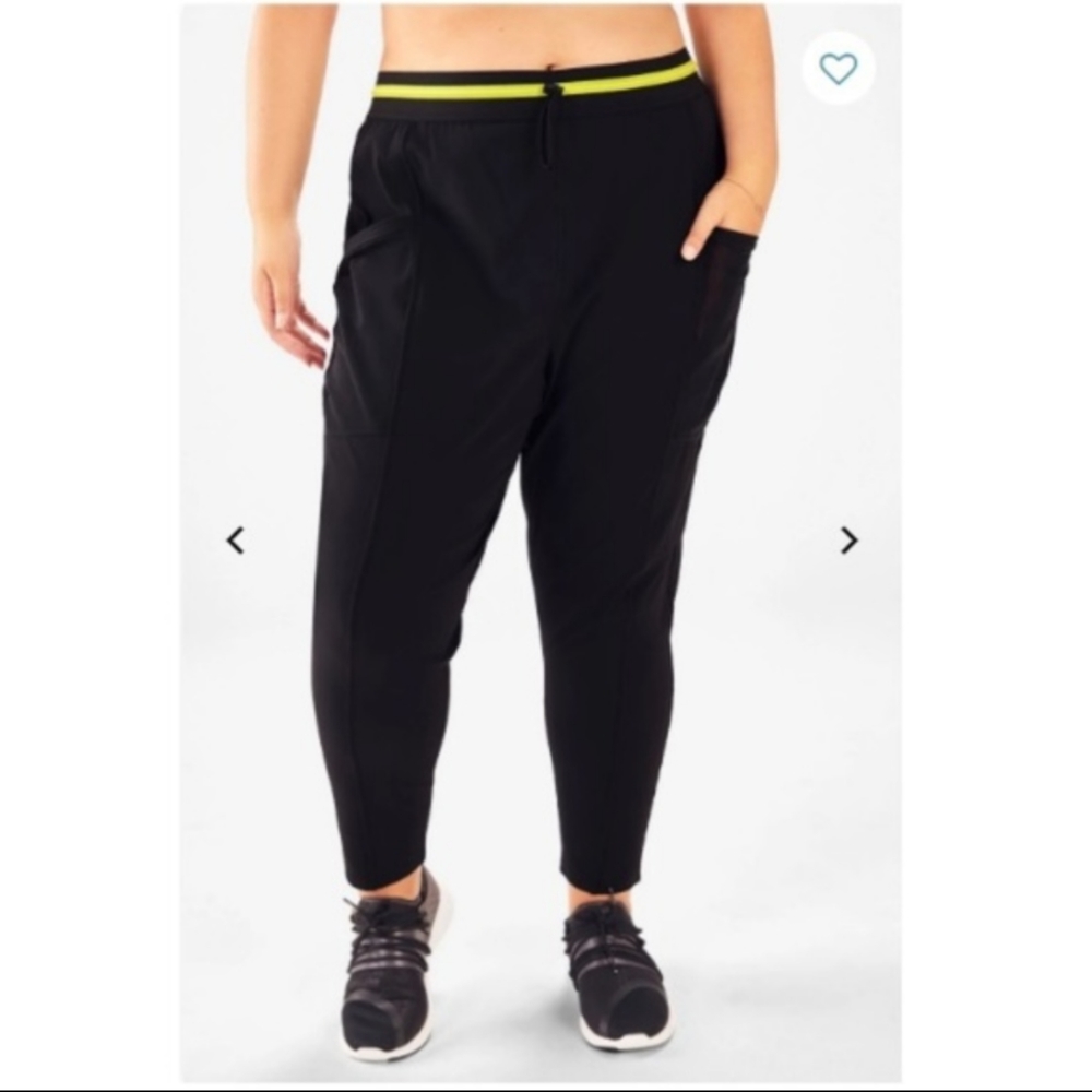 Fabletics Bliss Joggers